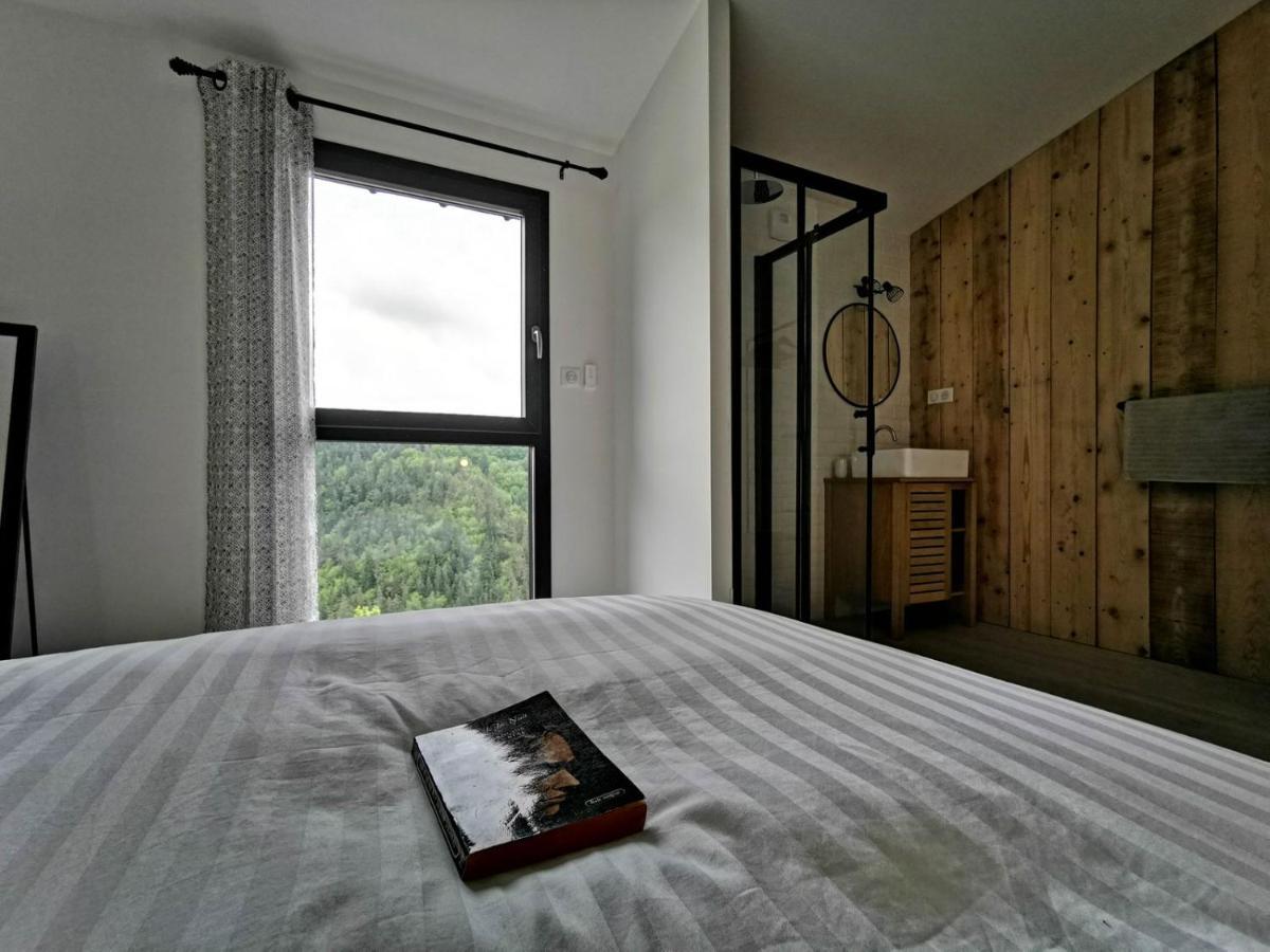 Maison D'Architecte En Pleine Nature Arlempdes Εξωτερικό φωτογραφία